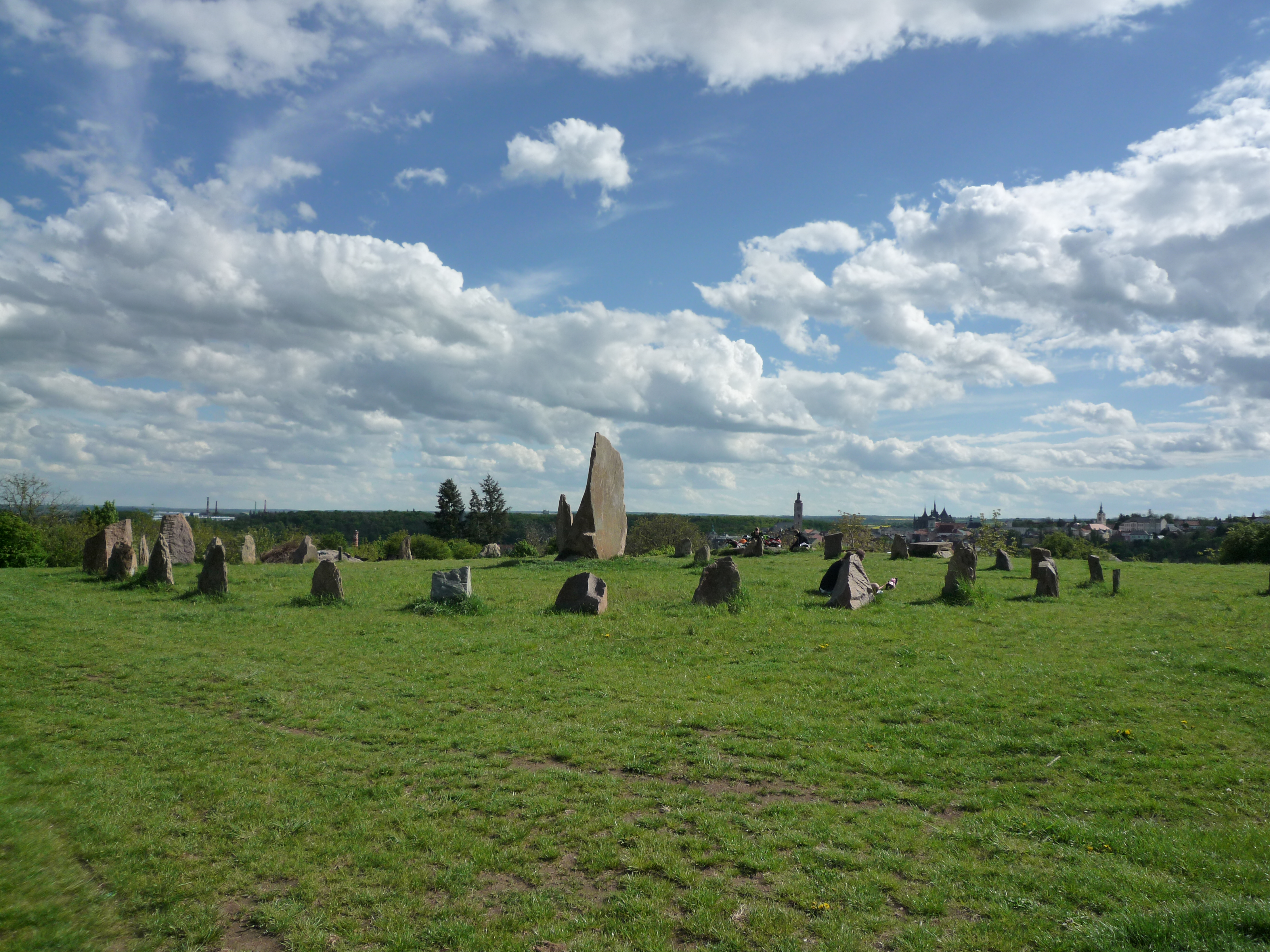 21874-menhir-u-kutne-hory-2.jpg