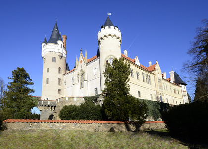 Zámek Žleby_foto archiv zámku Žleby